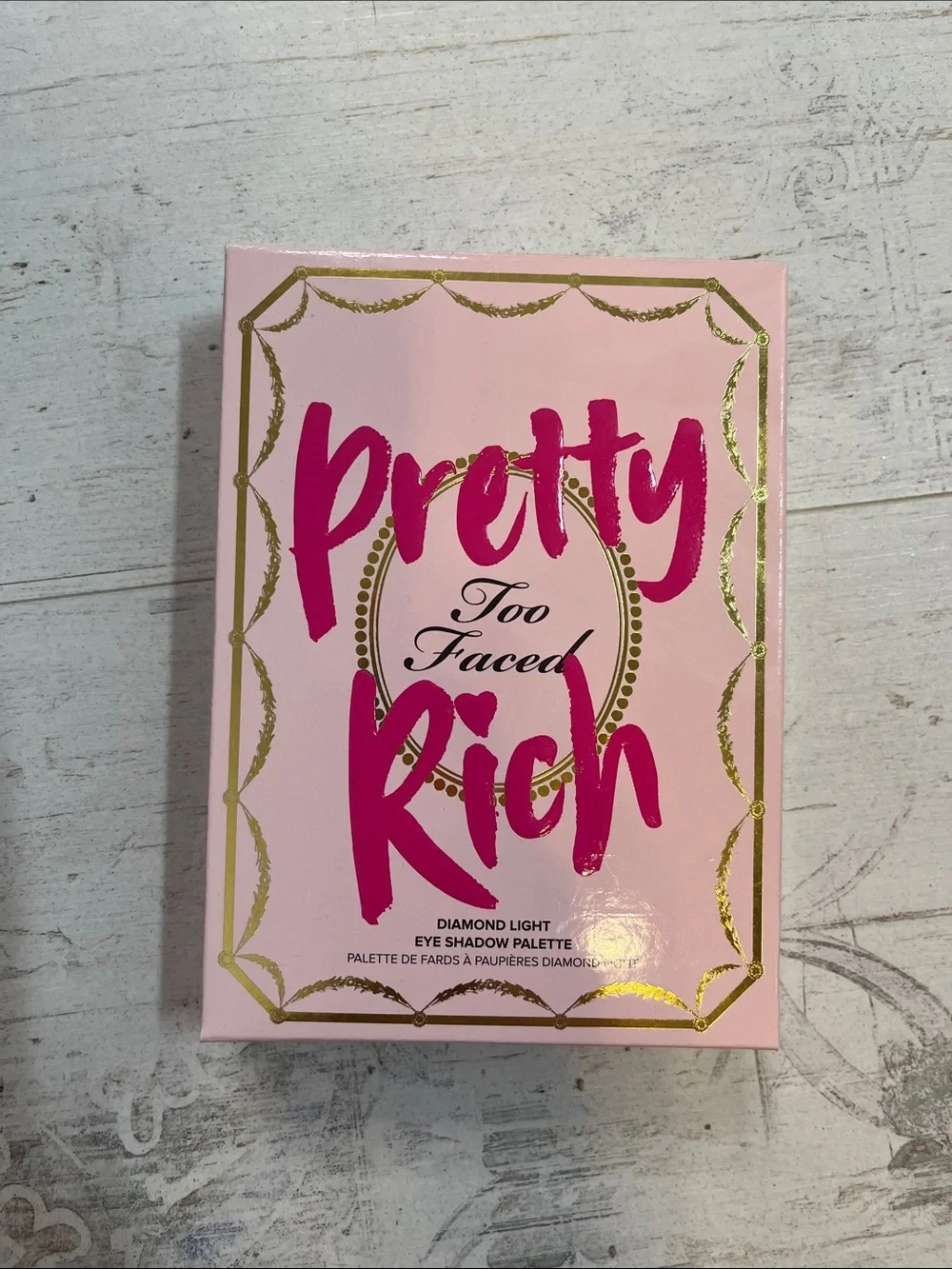 Too Faced Pretty Rich Diamond Light Eye Shadow Palette